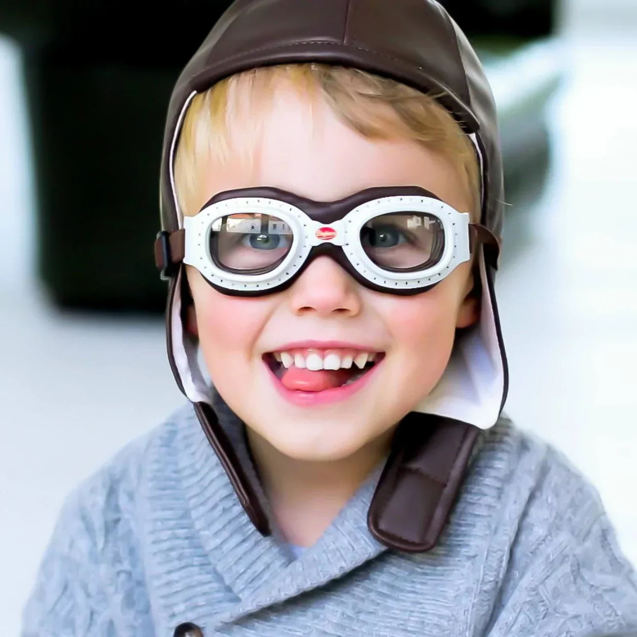 Baghera Race Kit - Hat and Goggles